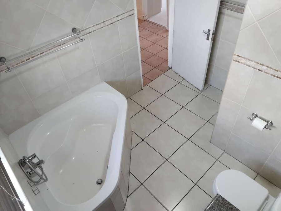 3 Bedroom Property for Sale in Country Club Western Cape